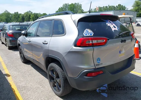 2018 Jeep Cherokee Latitude Fwd из США, поврежденный, VIN 1C4PJLCB7JD544080
